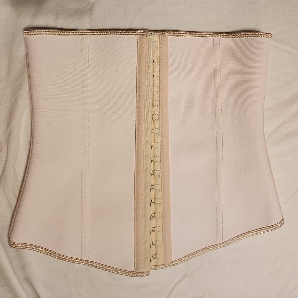 ⏳️ ShaperX - Light Pink Waist Trainer - Size M